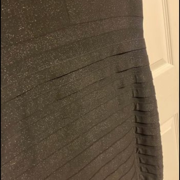 WornONCE/LIKE New- JAX Black dress-very elegant and classy but also sexy!😃 - Picture 7 of 13